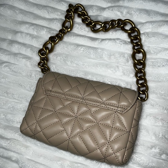 Zara Quilted Shoulder Bag - Picture 2 of 6